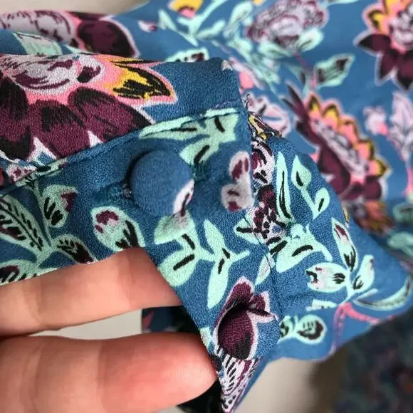 Torrid Midnight floral blue purple wrap front tunic top size 4 or 4X NWT - Picture 14 of 16